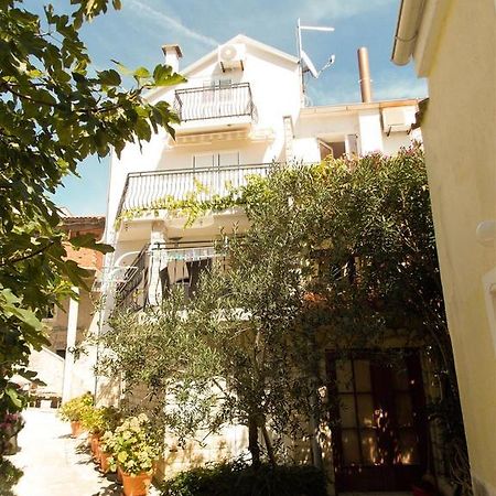 Apartments Frane (Adults Only) Novalja Room photo